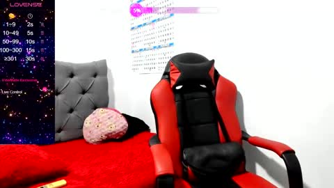 Snapshot of julya_smith_69 chatting on 12.10.24 Julya Smith online show from 12.10.24