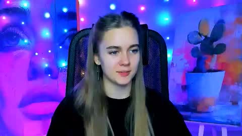 junewoods online show from 12.18.25