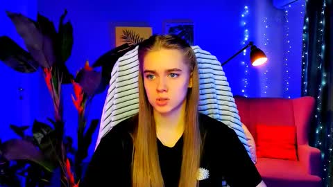 junewoods online show from 02.25.26