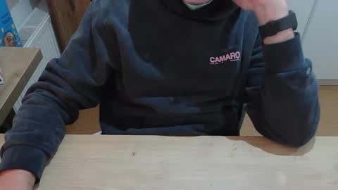 junk2711 online show from 10.19.25