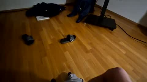 Hotashell online show from 12.21.25