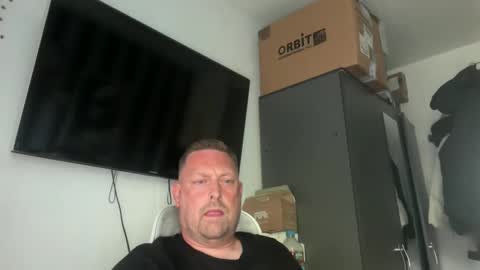 Snapshot of junky345 chatting on 04.08.26 Junky online show from 04.08.26