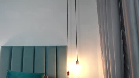 Jupiter Fox online show from 01.23.25