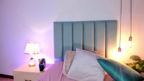 Jupiter Fox online show from 03.02.25