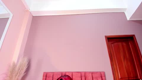 Jupiter Fox online show from 10.31.25