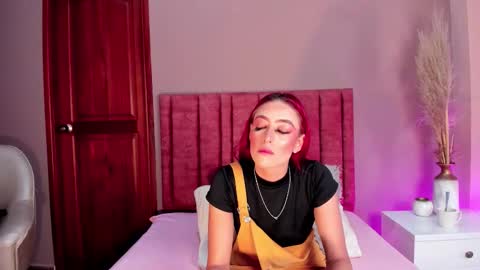 Jupiter Fox online show from 12.23.25