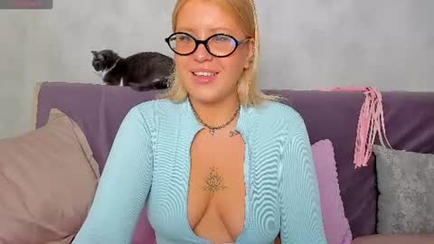 Alex Alexandra online show from 07.12.26