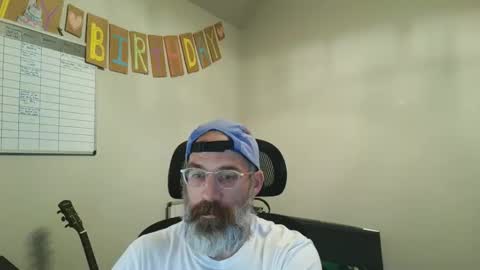 Snapshot of just_chillinwithya chatting on 04.19.26 Your Zaddy online show from 04.19.26