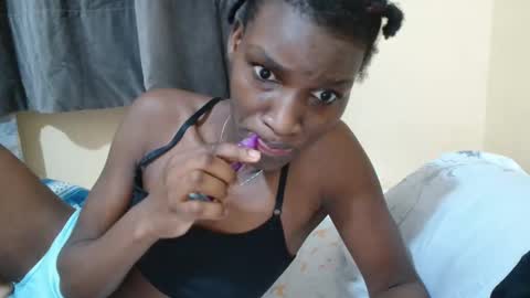 just ebonee online show from 10.29.25