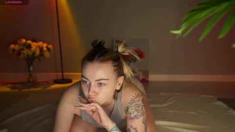 Snapshot of justbarbie chatting on 03.06.25 Alexa online show from 03.06.25