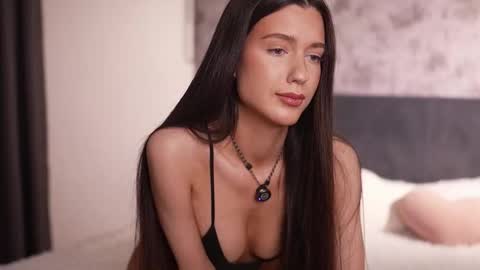 Snapshot of justbarbie_new_ chatting on 11.12.25 Katarina online show from 11.12.25