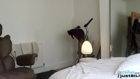 Snapshot of justbecauseiloveit chatting on 09.11.25 Billie B William online show from 09.11.25