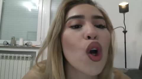 justbribri online show from 03.15.26