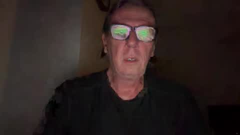 Snapshot of justin_hornyyyy chatting on 11.06.25 justin_hornyyyy online show from 11.06.25