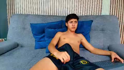 Justin Ortiz online show from 06.12.26