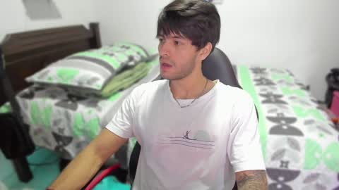 Snapshot of justin_stark1 chatting on 01.21.25 Diego online show from 01.21.25