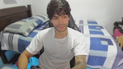 Snapshot of justin_stark1 chatting on 02.04.25 Diego online show from 02.04.25