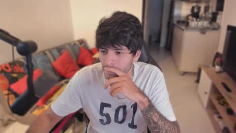 Snapshot of justin_stark1 chatting on 10.06.25 Diego online show from 10.06.25