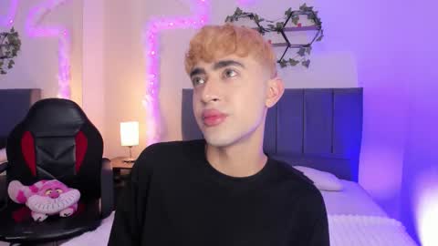 Justin online show from 10.28.25