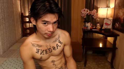 justine_hunk online show from 12.24.24