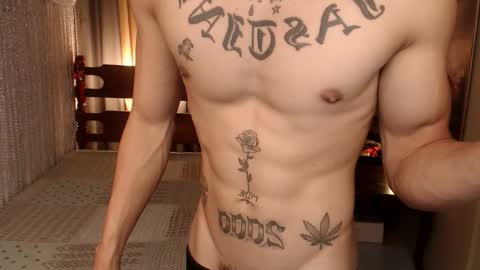 justine_hunk online show from 02.18.26