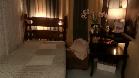 justine_hunk online show from 03.01.26