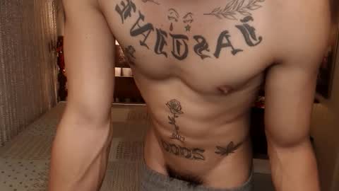 justine_hunk online show from 04.19.26