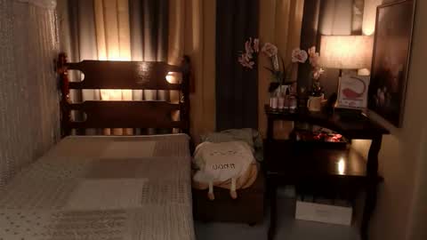 justine_hunk online show from 05.16.26