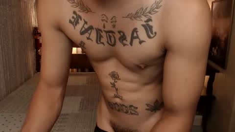 Snapshot of justine_hunk chatting on 06.14.26 justine_hunk online show from 06.14.26