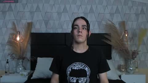 Justine online show from 03.29.26