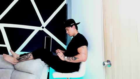 Snapshot of justinfuller_31 chatting on 10.18.25 justinfuller_31 online show from 10.18.25