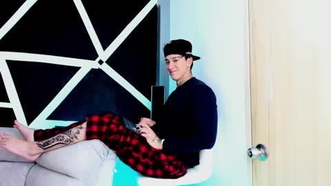 Snapshot of justinfuller_31 chatting on 10.20.25 justinfuller_31 online show from 10.20.25