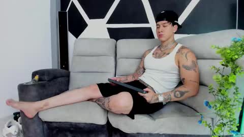 Snapshot of justinfuller_31 chatting on 11.02.25 justinfuller_31 online show from 11.02.25