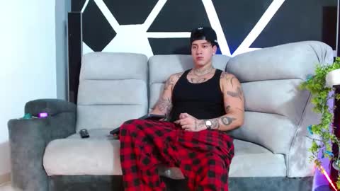 Snapshot of justinfuller_31 chatting on 11.19.25 justinfuller_31 online show from 11.19.25