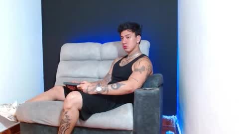 Snapshot of justinfuller_31 chatting on 01.08.26 justinfuller_31 online show from 01.08.26