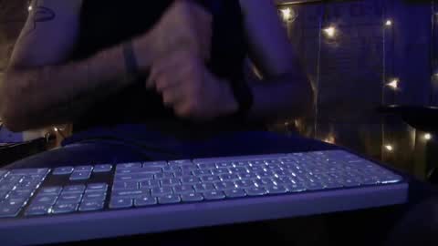 justinmoore1987 online show from 02.18.25