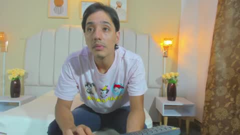 Snapshot of justinschneider chatting on 04.04.26 justinschneider online show from 04.04.26