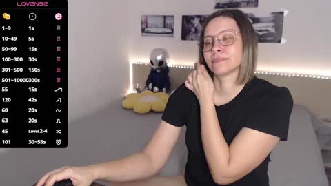 Snapshot of justmexy7 chatting on 02.21.25 Julie online show from 02.21.25