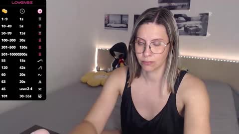 Snapshot of justmexy7 chatting on 09.08.25 Julie online show from 09.08.25