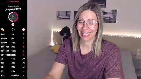 Snapshot of justmexy7 chatting on 09.26.25 Julie online show from 09.26.25