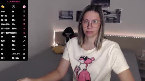 Snapshot of justmexy7 chatting on 10.07.25 Julie online show from 10.07.25