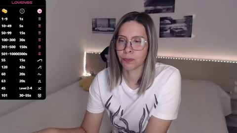 Snapshot of justmexy7 chatting on 10.21.25 Julie online show from 10.21.25