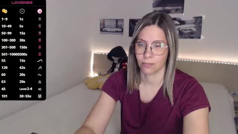 Snapshot of justmexy7 chatting on 10.27.25 Julie online show from 10.27.25