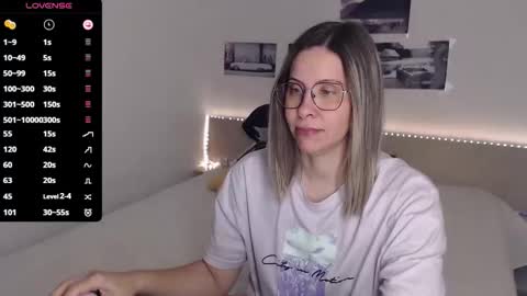 Snapshot of justmexy7 chatting on 11.10.25 Julie online show from 11.10.25