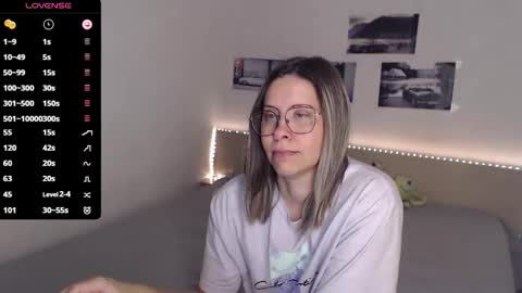 Snapshot of justmexy7 chatting on 11.27.25 Julie online show from 11.27.25