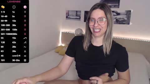 Julie online show from 12.22.25