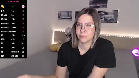 Julie online show from 02.06.26