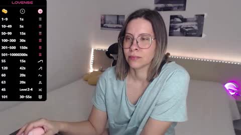 Julie online show from 03.20.26