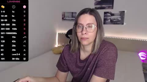 Julie online show from 03.30.26