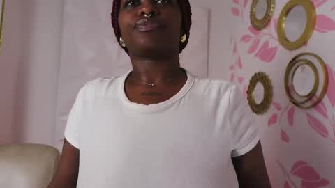 Snapshot of justnala_ chatting on 02.11.25 Nala online show from 02.11.25